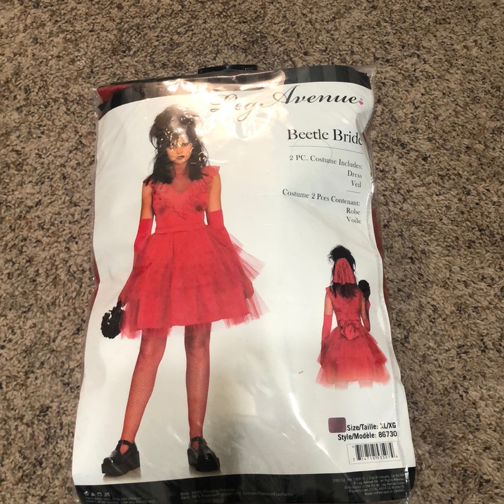 Lydia Deetz Halloween costume